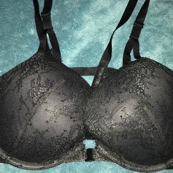 Victoria secret push up - Picture 3 of 8